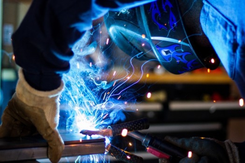 APOYO FINANCIERO A LA INVERSIÓN INDUSTRIAL